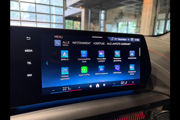 BMW 1-serie 120 M Sport Design Edition Panoramadak | Stoelverwarming | Camera | Carplay