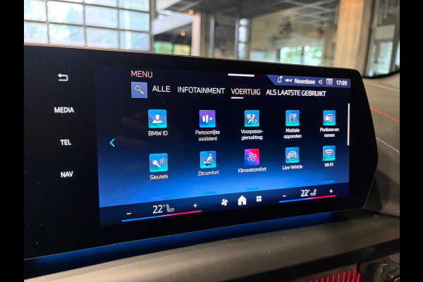 BMW 1-serie 120 M Sport Design Edition Panoramadak | Stoelverwarming | Camera | Carplay