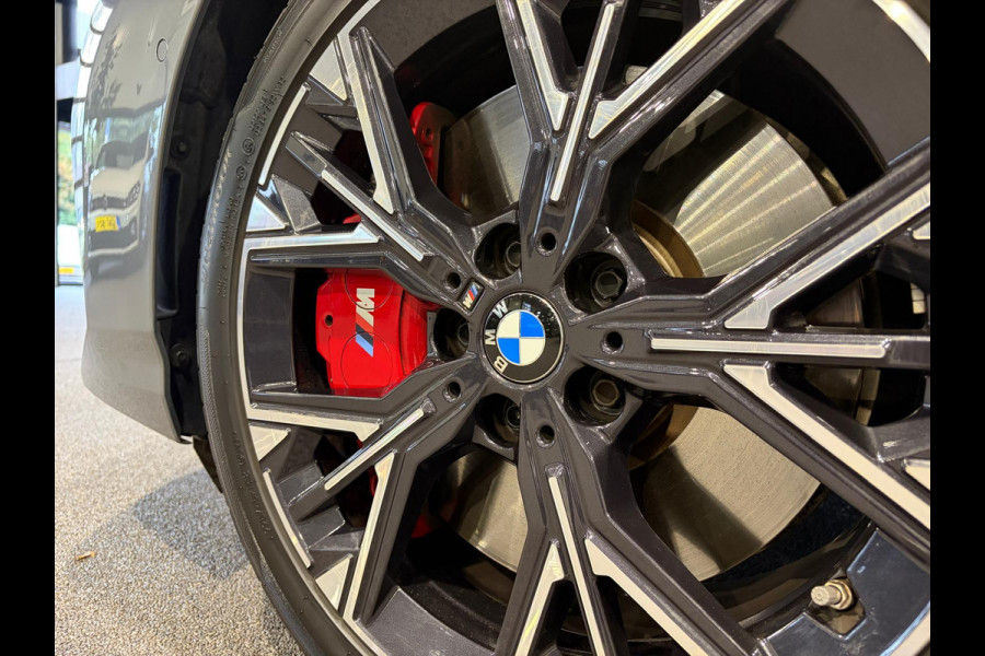 BMW 1-serie 120 M Sport Design Edition Panoramadak | Stoelverwarming | Camera | Carplay