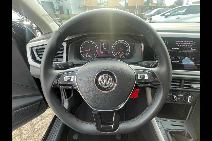 Volkswagen Polo 1.0 TSI Comfortline | NL-auto | camera | navigatie | lmv