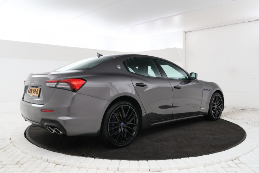 Maserati Ghibli 2.0 MHEV GranSport Schuif/Kanteldak, 360 Camera, Volleder