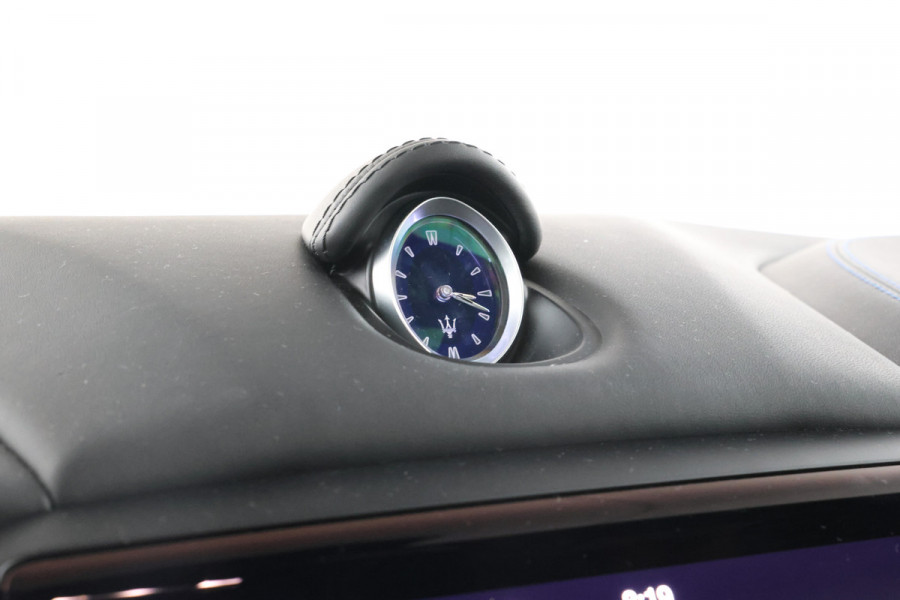 Maserati Ghibli 2.0 MHEV GranSport Schuif/Kanteldak, 360 Camera, Volleder