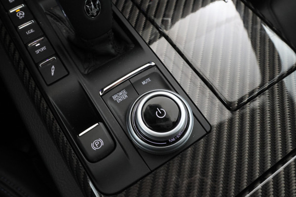 Maserati Ghibli 2.0 MHEV GranSport Schuif/Kanteldak, 360 Camera, Volleder