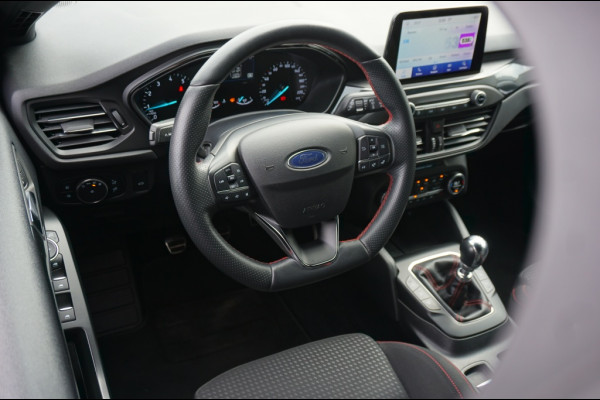 Ford FOCUS Wagon 150PK ST-Line | TREKHAAK | CARPLAY | WINTERPACK