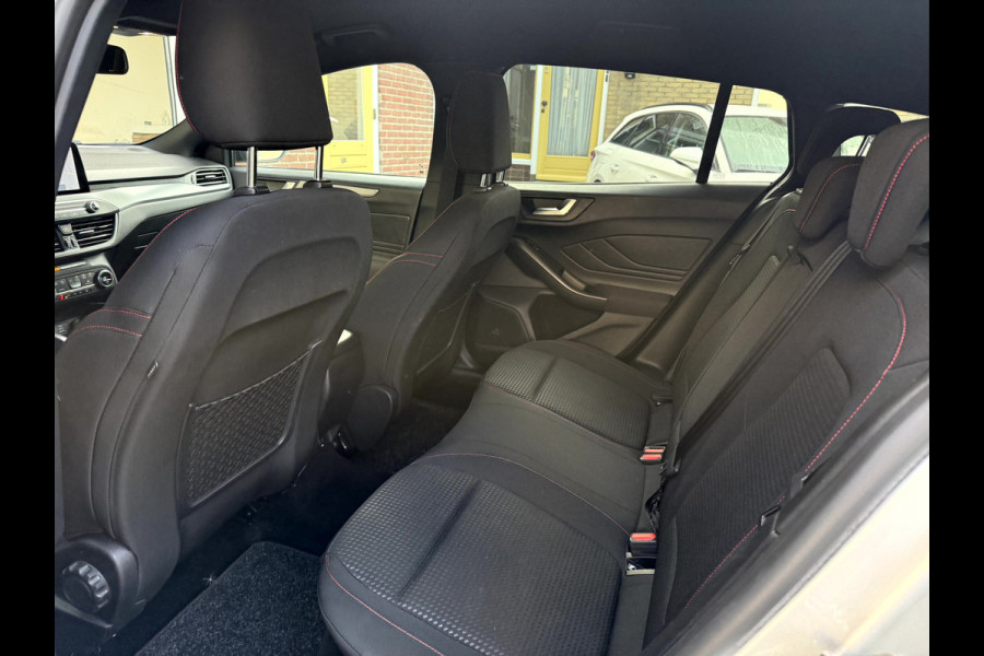 Ford FOCUS Wagon 1.0 EcoBoost Hybrid ST Line X Winterpakket, Camera, 17''Lmv