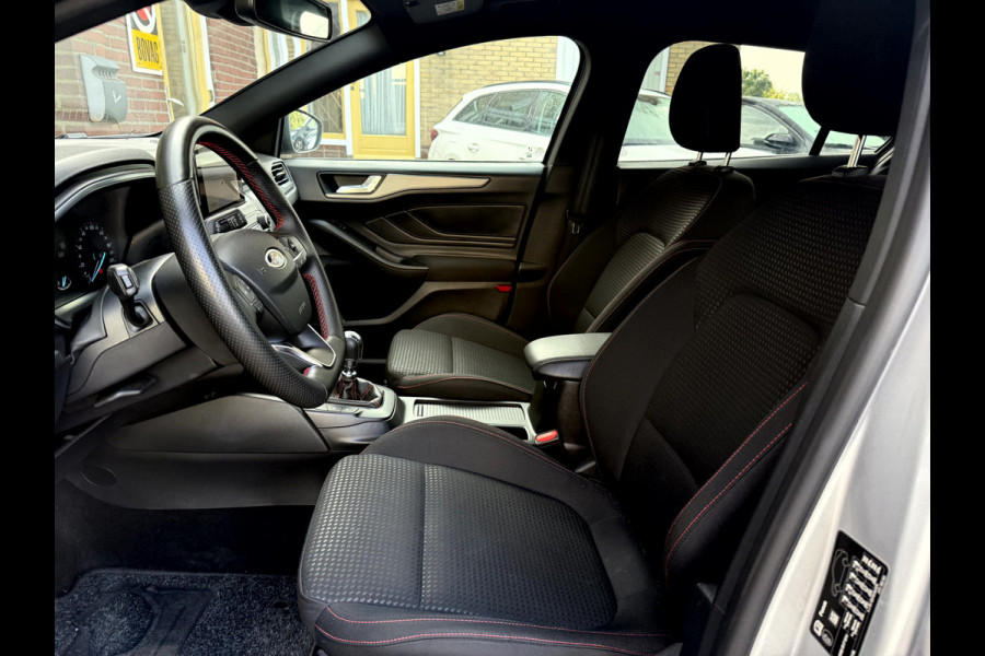 Ford FOCUS Wagon 1.0 EcoBoost Hybrid ST Line X Winterpakket, Camera, 17''Lmv