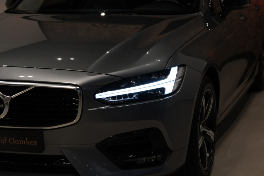 Volvo V90 2.0 T5 R-Design *59dkm* |Wegklapbare Trekhaak| Nieuwstaat!! Leder/Alcantara Camera/Navigatie