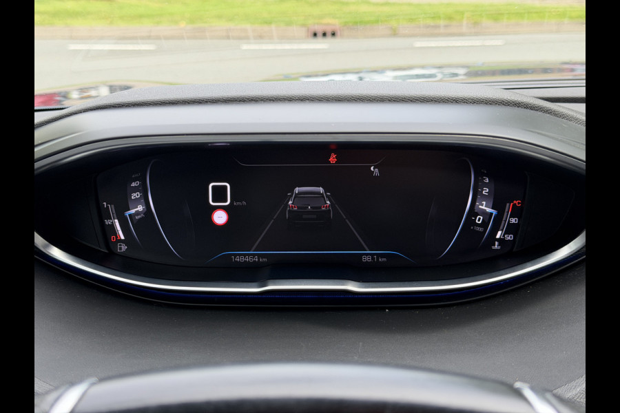 Peugeot 5008 BWJ 10-2022 | 1.2T 131PK GT | PANO DAK | EL KOFFERKLEP | CLIMA | NAVI | CARPLAY |  PDC | PRIVACY GLASS | LED |