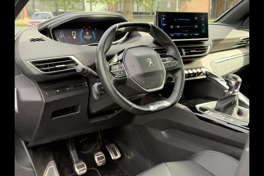 Peugeot 5008 BWJ 10-2022 | 1.2T 131PK GT | PANO DAK | EL KOFFERKLEP | CLIMA | NAVI | CARPLAY |  PDC | PRIVACY GLASS | LED |