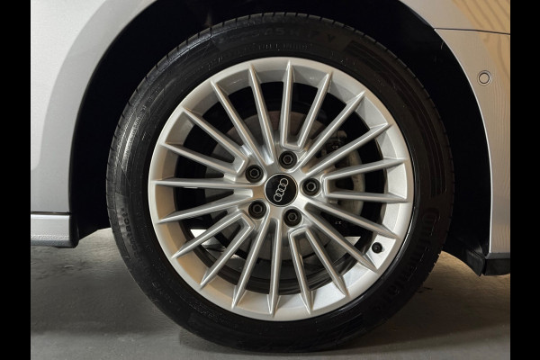 Audi A3 Limousine 35 TFSI Advanced edition PANORAMADAK|CRUISCONTROL|TREKHAAK|17INCH|STOELVERWARMING