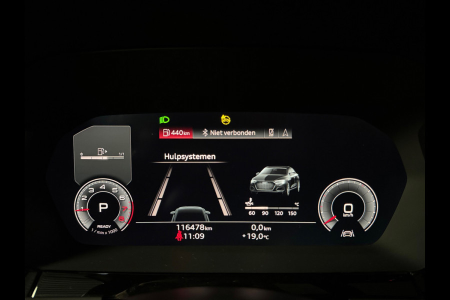 Audi A3 Limousine 35 TFSI Advanced edition PANORAMADAK|CRUISCONTROL|TREKHAAK|17INCH|STOELVERWARMING