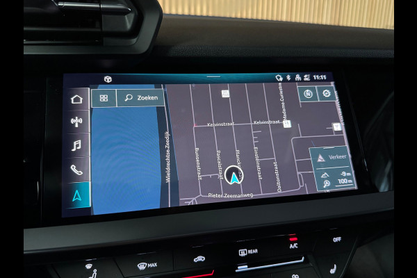 Audi A3 Limousine 35 TFSI Advanced edition PANORAMADAK|CRUISCONTROL|TREKHAAK|17INCH|STOELVERWARMING