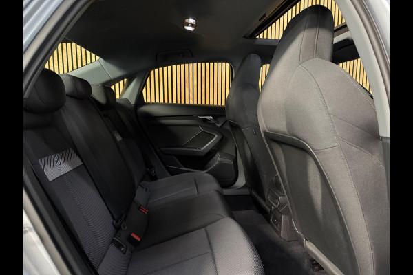 Audi A3 Limousine 35 TFSI Advanced edition PANORAMADAK|CRUISCONTROL|TREKHAAK|17INCH|STOELVERWARMING