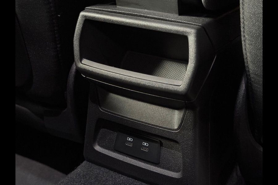 Audi A3 Limousine 35 TFSI Advanced edition PANORAMADAK|CRUISCONTROL|TREKHAAK|17INCH|STOELVERWARMING