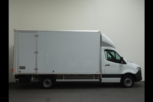 Mercedes-Benz Sprinter 315 Automaat Bakwagen Laadklep Meubelbak Airco Cruise Control Camera Apple Carplay Navigatie