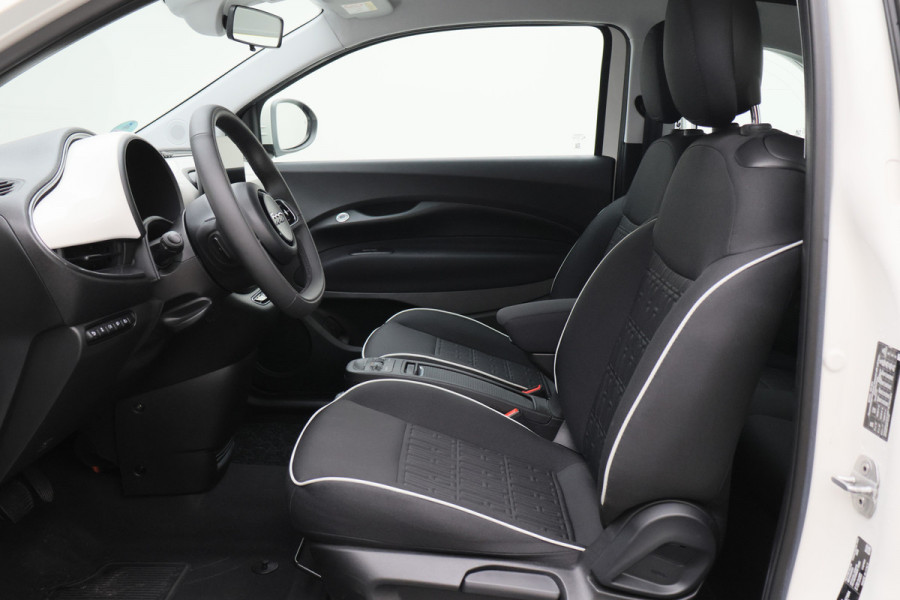 Fiat 500C Icon 42 kWh Cabrio Virtual Cockpit, Climate, Cruise, Apple Carplay, Camera, Stoelverwarming, 16''