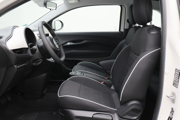 Fiat 500C Icon 42 kWh Cabrio Virtual Cockpit, Climate, Cruise, Apple Carplay, Camera, Stoelverwarming, 16''