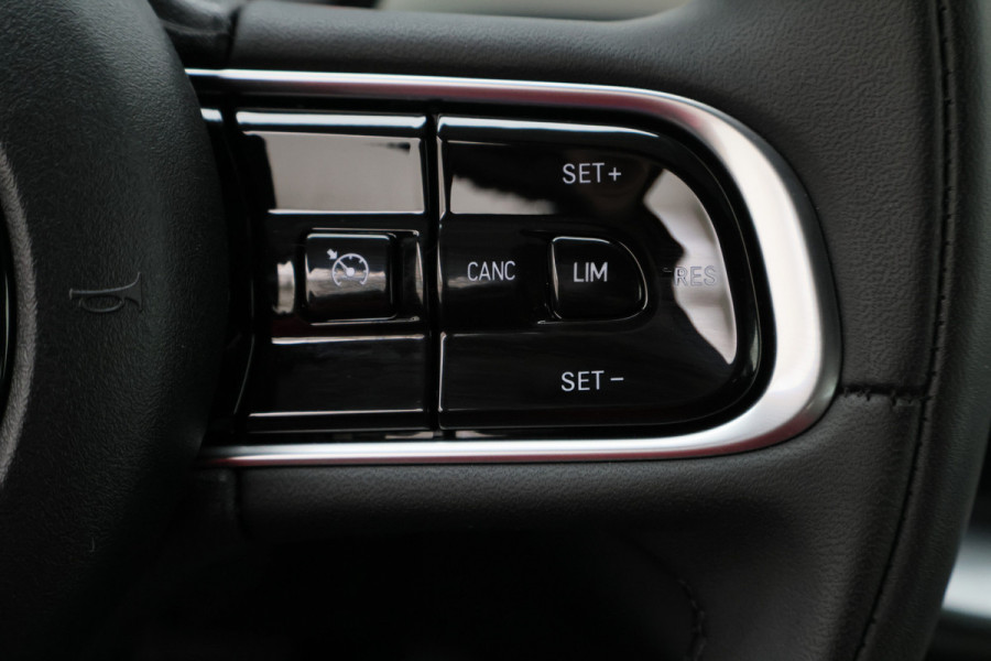 Fiat 500C Icon 42 kWh Cabrio Virtual Cockpit, Climate, Cruise, Apple Carplay, Camera, Stoelverwarming, 16''