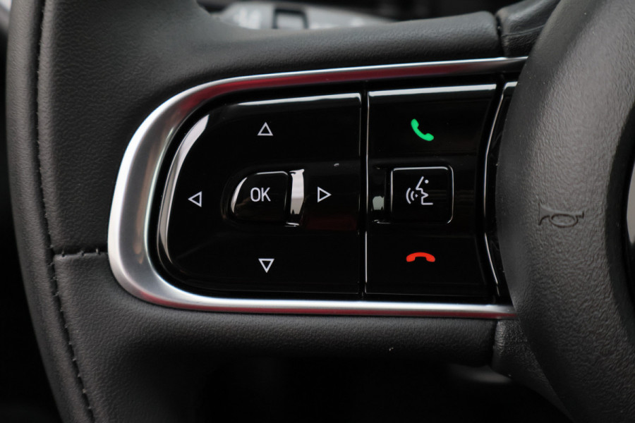 Fiat 500C Icon 42 kWh Cabrio Virtual Cockpit, Climate, Cruise, Apple Carplay, Camera, Stoelverwarming, 16''