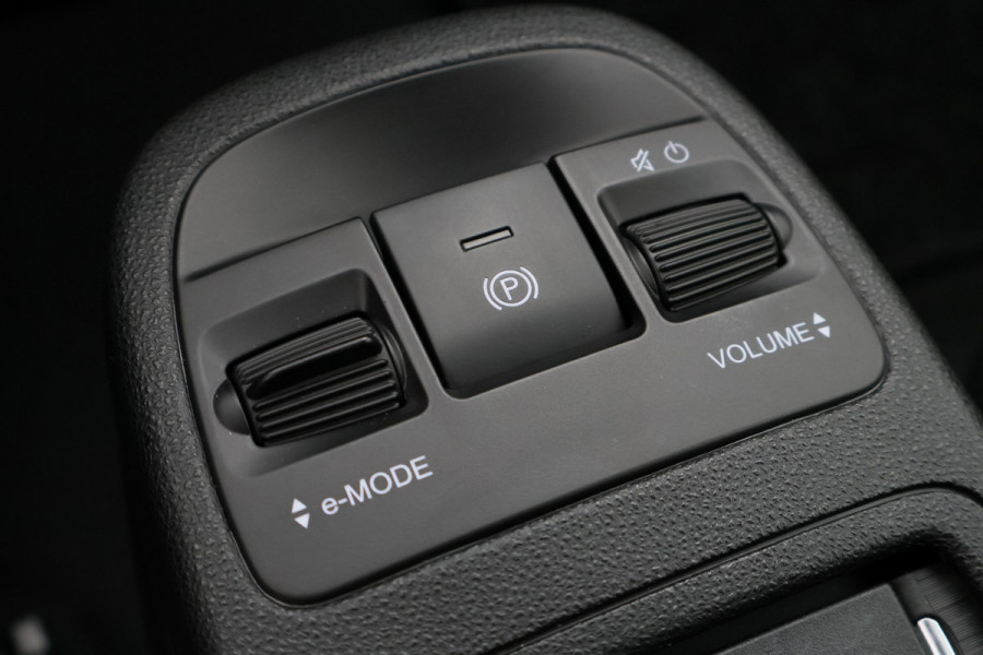 Fiat 500C Icon 42 kWh Cabrio Virtual Cockpit, Climate, Cruise, Apple Carplay, Camera, Stoelverwarming, 16''