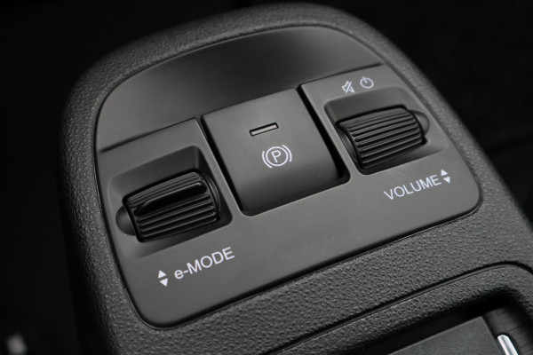 Fiat 500C Icon 42 kWh Cabrio Virtual Cockpit, Climate, Cruise, Apple Carplay, Camera, Stoelverwarming, 16''