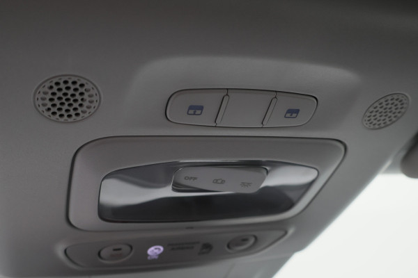 Fiat 500C Icon 42 kWh Cabrio Virtual Cockpit, Climate, Cruise, Apple Carplay, Camera, Stoelverwarming, 16''