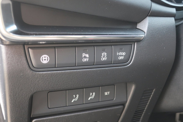 Mazda 3 2.0 e-SkyActiv-G M Hybrid 122 Luxury. LED_ACC_Stuur.V_HeadUP.