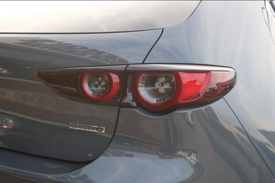 Mazda 3 2.0 e-SkyActiv-G M Hybrid 122 Luxury. LED_ACC_Stuur.V_HeadUP.