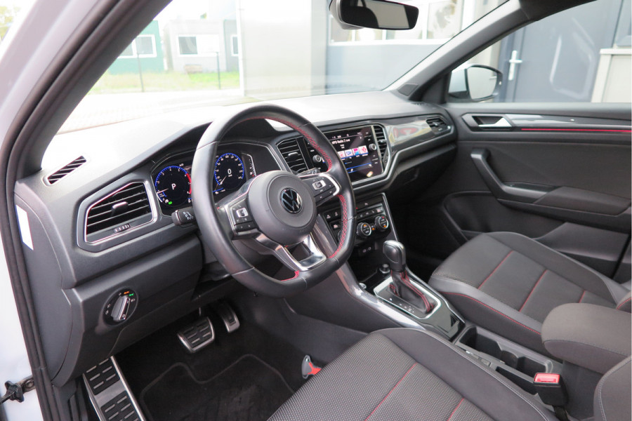Volkswagen T-Roc 1.5 TSI 150pk DSG Sport Business R-Line Keyless, LED,Camera, Virtual cockpit,Navigatie, Stoelverwarming, Electr. Achterklep. Schakelmogelijkheid aan stuurwiel, etc