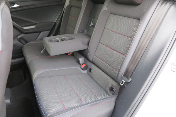 Volkswagen T-Roc 1.5 TSI 150pk DSG Sport Business R-Line Keyless, LED,Camera, Virtual cockpit,Navigatie, Stoelverwarming, Electr. Achterklep. Schakelmogelijkheid aan stuurwiel, etc