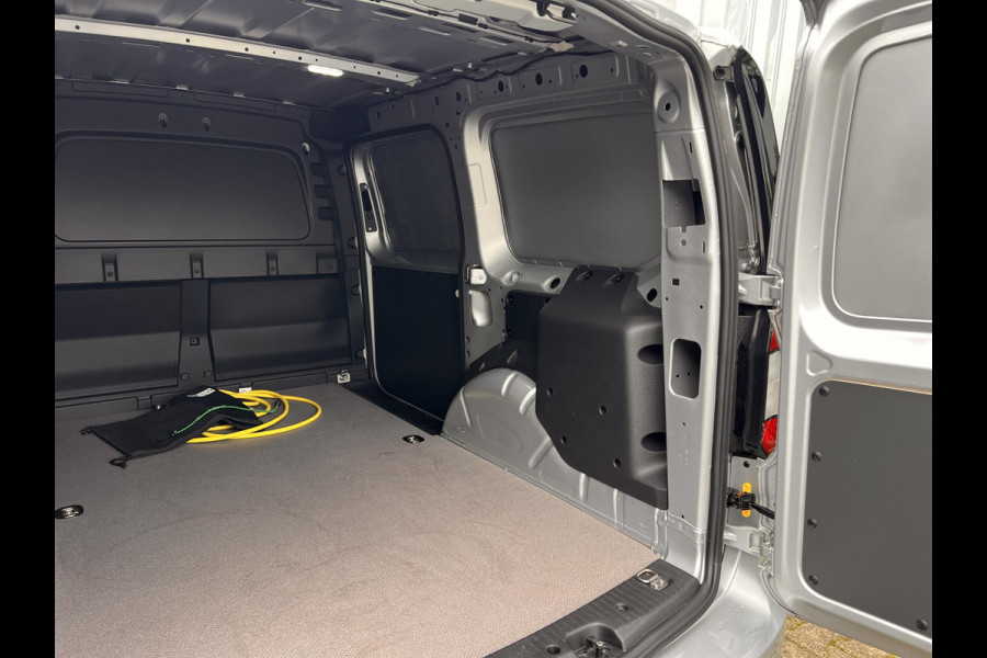 Ford Transit Connect 1.5 EcoBoost PHEV L2 Limited 150 pk | DEMO | Laadvloerbescherming, hout,Driver Assistance Pack Trailer