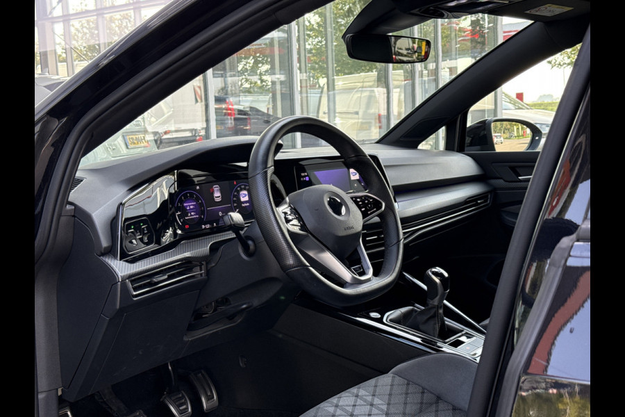 Volkswagen Golf 1.5 TSI R-Line | NL-auto | 1e Eig | BTW | LED | ACC | Camera | PDC | Sfeerverl.