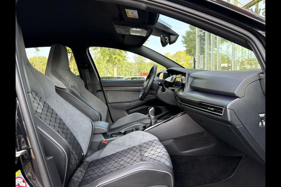 Volkswagen Golf 1.5 TSI R-Line | NL-auto | 1e Eig | BTW | LED | ACC | Camera | PDC | Sfeerverl.