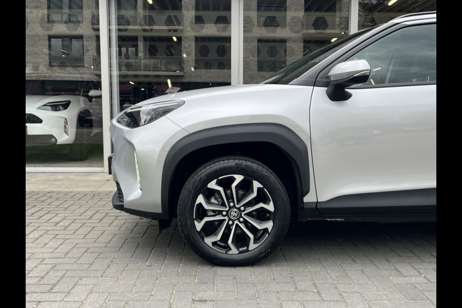 Toyota Yaris Cross 1.5 Hybrid 116 Dynamic Plus | Stoel + Stuurverwarming, Smart Connect, 17 inch, Keyless, LED