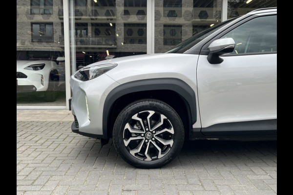 Toyota Yaris Cross 1.5 Hybrid 116 Dynamic Plus | Stoel + Stuurverwarming, Smart Connect, 17 inch, Keyless, LED