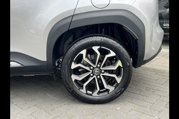 Toyota Yaris Cross 1.5 Hybrid 116 Dynamic Plus | Stoel + Stuurverwarming, Smart Connect, 17 inch, Keyless, LED
