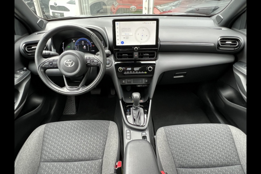 Toyota Yaris Cross 1.5 Hybrid 116 Dynamic Plus | Stoel + Stuurverwarming, Smart Connect, 17 inch, Keyless, LED