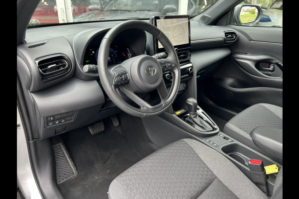 Toyota Yaris Cross 1.5 Hybrid 116 Dynamic Plus | Stoel + Stuurverwarming, Smart Connect, 17 inch, Keyless, LED