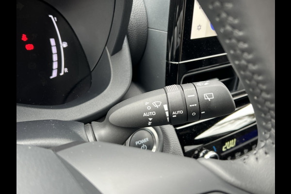 Toyota Yaris Cross 1.5 Hybrid 116 Dynamic Plus | Stoel + Stuurverwarming, Smart Connect, 17 inch, Keyless, LED