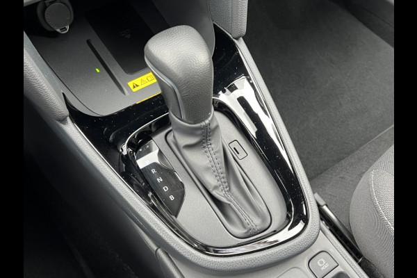 Toyota Yaris Cross 1.5 Hybrid 116 Dynamic Plus | Stoel + Stuurverwarming, Smart Connect, 17 inch, Keyless, LED