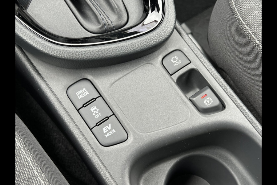 Toyota Yaris Cross 1.5 Hybrid 116 Dynamic Plus | Stoel + Stuurverwarming, Smart Connect, 17 inch, Keyless, LED