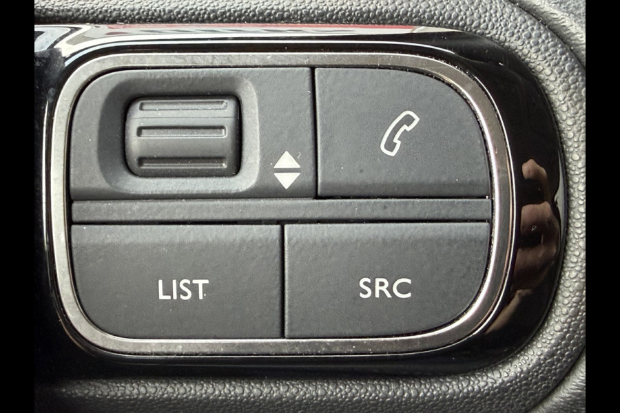 Citroën C3 Aircross 110pk Feel (Automatische Airco - Navigatie - Parkeersensoren - Apple Carplay - 16" Lichtmetalen velgen)
