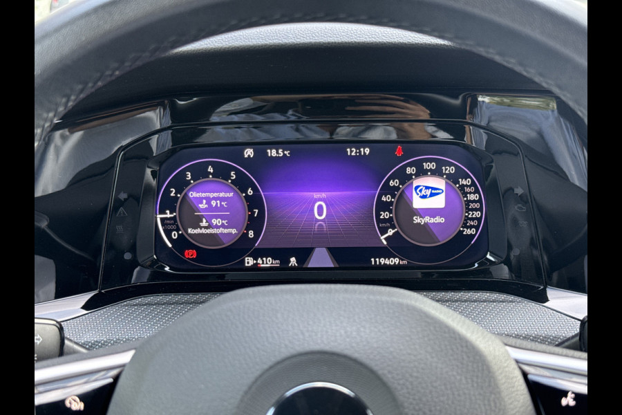 Volkswagen Golf 1.5 TSI R-Line | NL-auto | 1e Eig | BTW | LED | ACC | Camera | PDC | Sfeerverl.