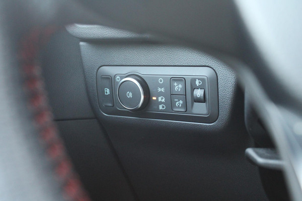 Ford Kuga 2.5 PHEV ST-Line | NL Auto! | Winter pack | Elektrisch Wegklapbare Trekhaak | Camera |