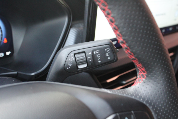 Ford Kuga 2.5 PHEV ST-Line | NL Auto! | Winter pack | Elektrisch Wegklapbare Trekhaak | Camera |
