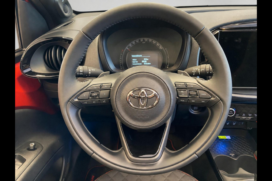 Toyota Aygo X 1.0 VVT-i S-AUTOMAAT CABRIO PREMIUM GARANTIE 2035! . CABRIO-DAK . JBL AUDIO . PARKEERSENSOREN VOOR & ACHTER . EN MEER…..