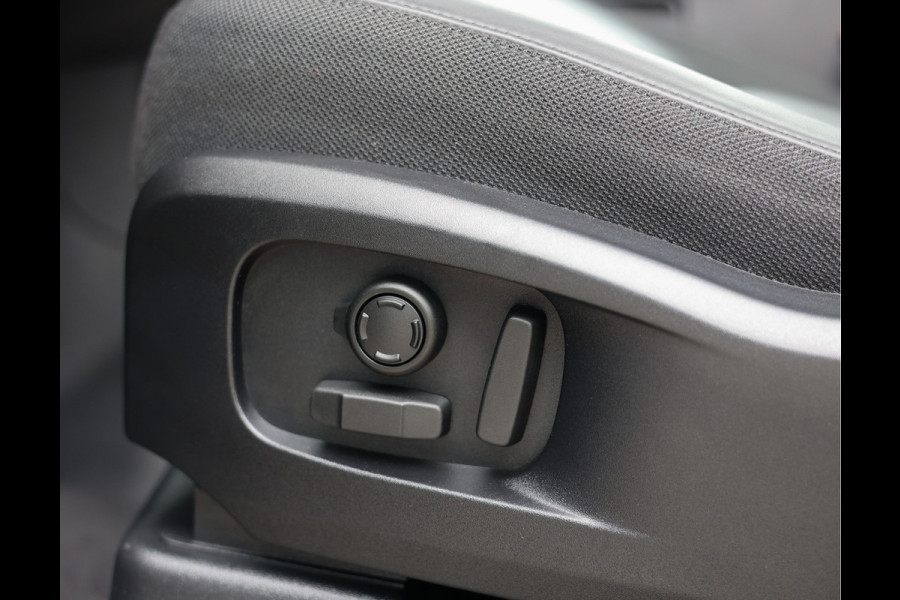 Land Rover Defender P300e X-Dynamic HSE | Trekhaak - HUD - Meridian