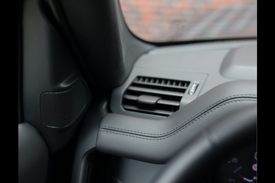 Land Rover Defender P300e X-Dynamic HSE | Trekhaak - HUD - Meridian