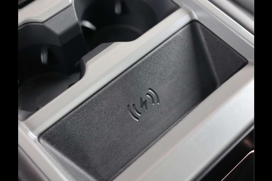 Land Rover Defender P300e X-Dynamic HSE | Trekhaak - HUD - Meridian