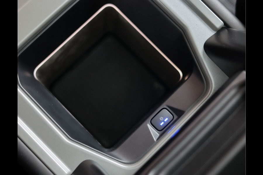 Land Rover Defender P300e X-Dynamic HSE | Trekhaak - HUD - Meridian
